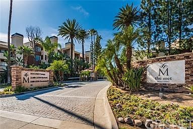 5th image of 5535 Canoga Ave APT 130