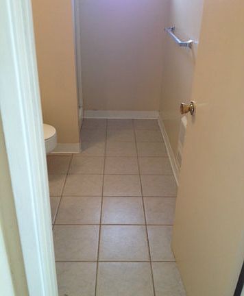 3rd image of 22814 Kings Ct