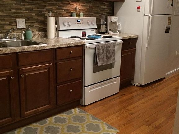 2nd image of 51 Griffin St #51C