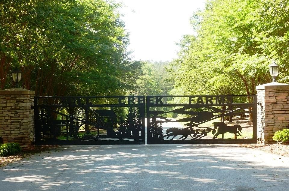 2nd image of 116 New Farm Ct