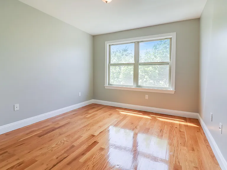 381 Communipaw Ave #3B — Photo 15