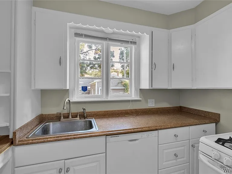 69 W Northrup Pl — Photo 27