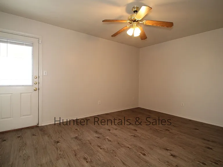 5006A John David Dr — Photo 16