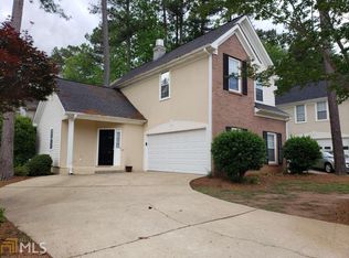 587 N Fairfield Dr, Peachtree City, GA 30269