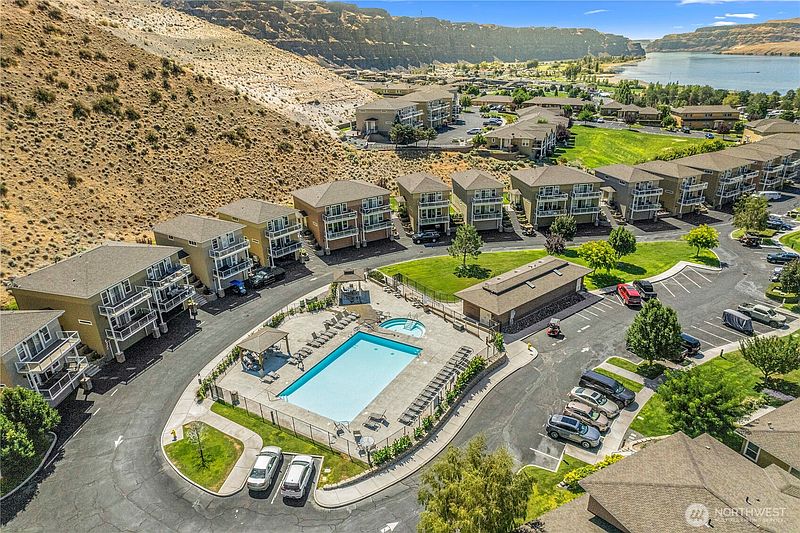 3rd image of 9270 Canyon Drive NW #C16
