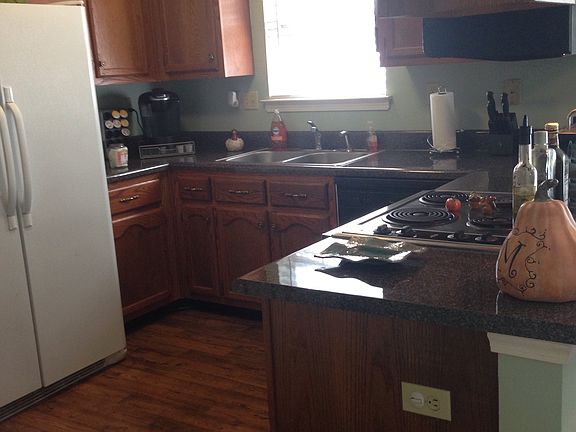 3rd image of 9157 Plantation Lakes Dr