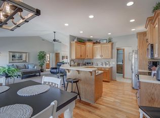 21996 Elderberry Rd, Glenwood, IA 51534