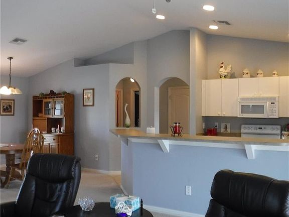 5th image of 1314 NE 33rd Ter