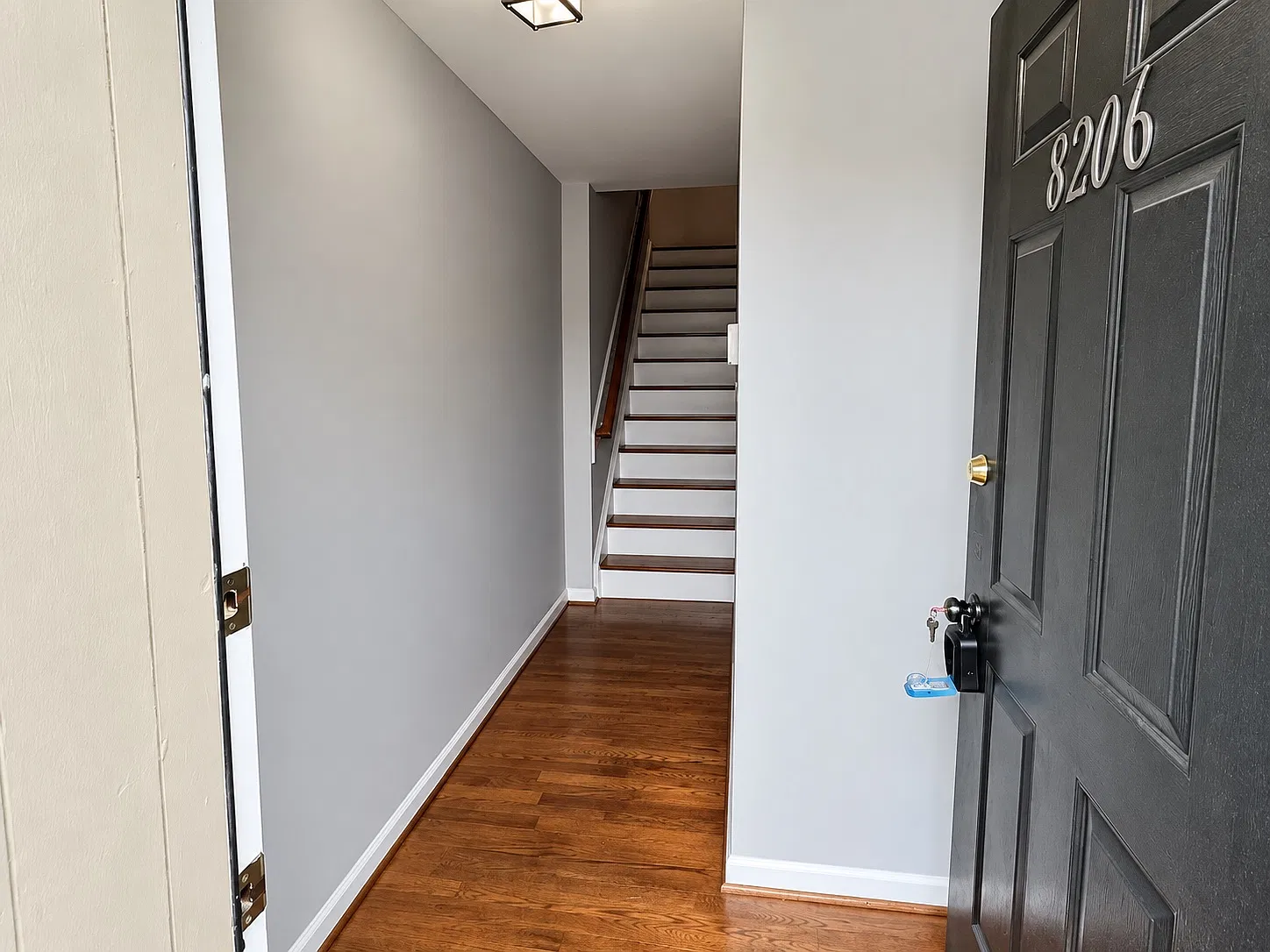 4 bed, 3.5 bath, 1280 sqft, $2,600 — Photo 2