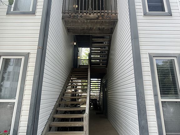 2nd image of 3204 Jade Ct #1