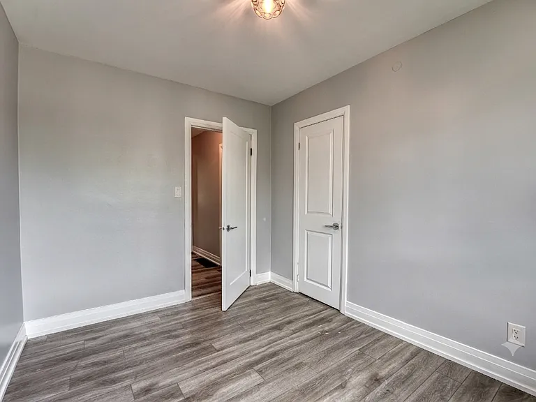 22 Ruskin St #1 — Photo 12
