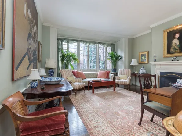 64 Chestnut St, Boston, MA 02108