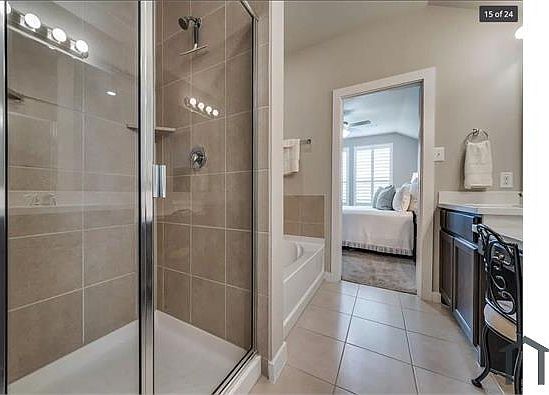 4th image of 1701 Alton Way #1