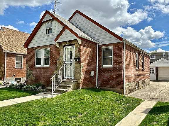 2nd image of 115-23 225th St