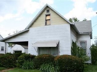 122 Mulberry St, Coshocton, OH 43812
