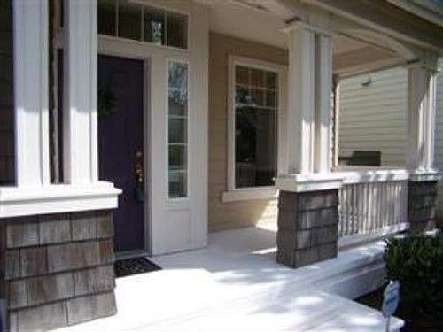 2nd image of 568 Chelan Pl NE