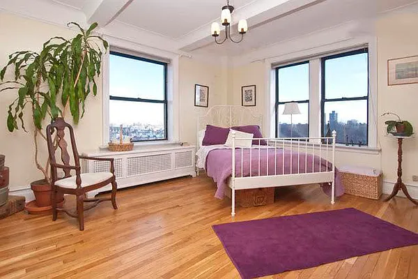 Rented by Buchbinder & Warren | media 10