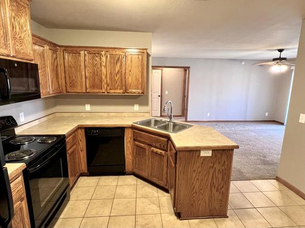 1301 Tracy Ave APT 104