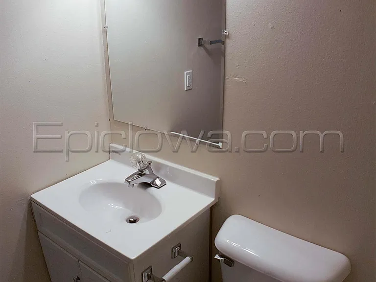 775 Robins Rd #2 — Photo 6