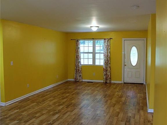 4th image of 358 Stepp Ave