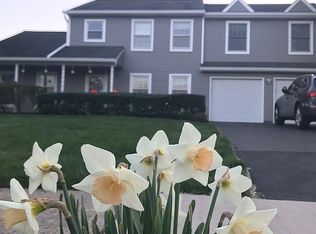 13 Major Ln, Plainsboro, NJ 08536