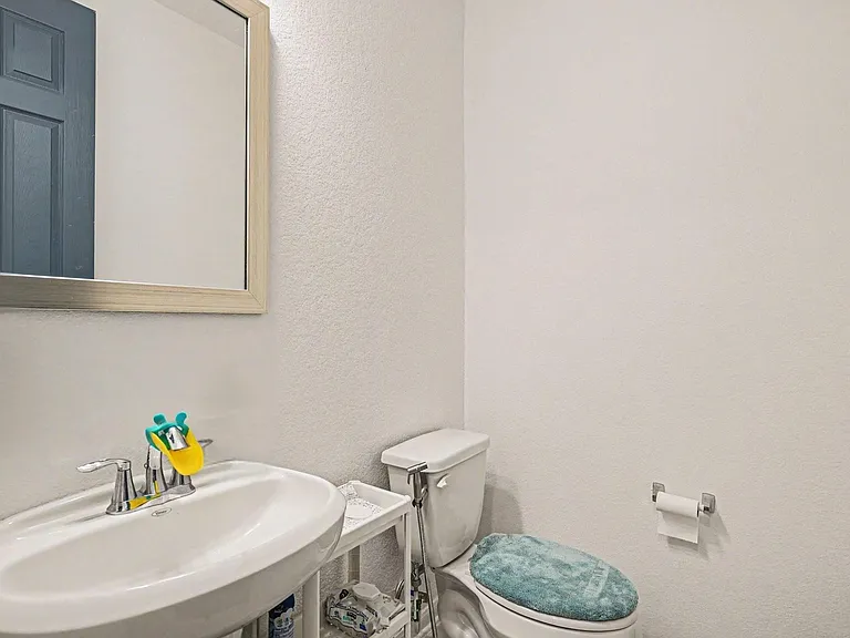 2107 Brooke Avery Dr — Photo 26