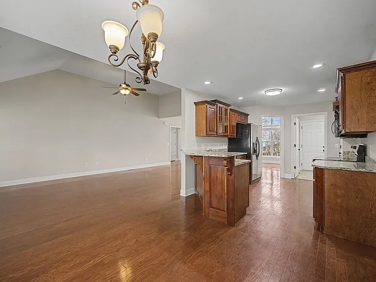 5385 Rose Glen Ct — Photo 15