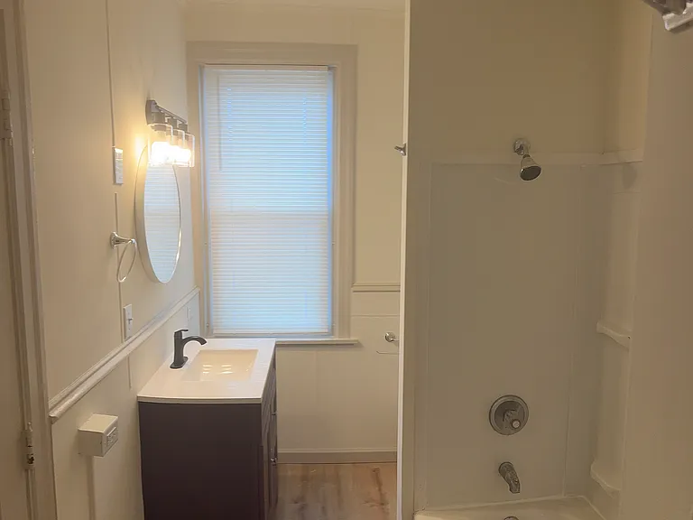 552 Church St — Photo 19