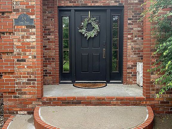 2nd image of 39 Court Dr