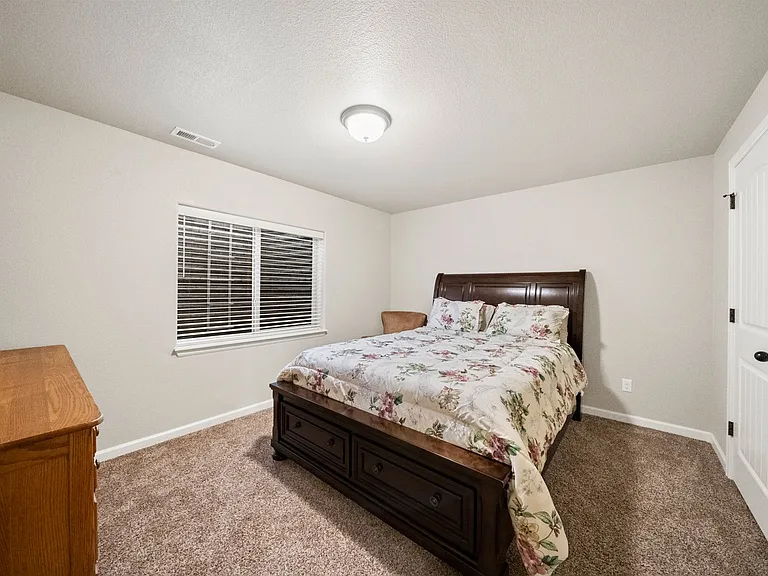 8197 Mockorange Hts — Photo 43