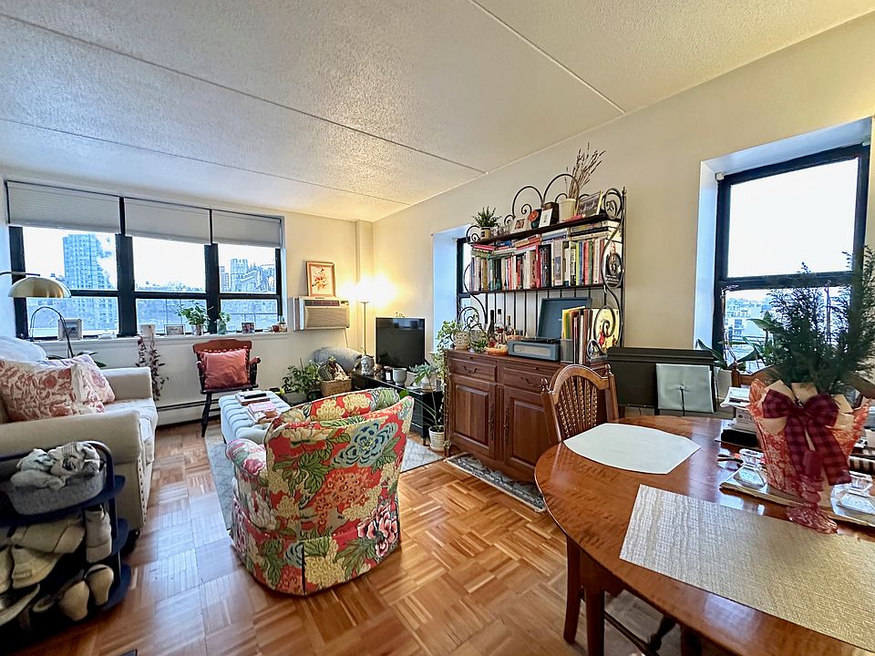 1st image of 301 W 110th St APT 8T
