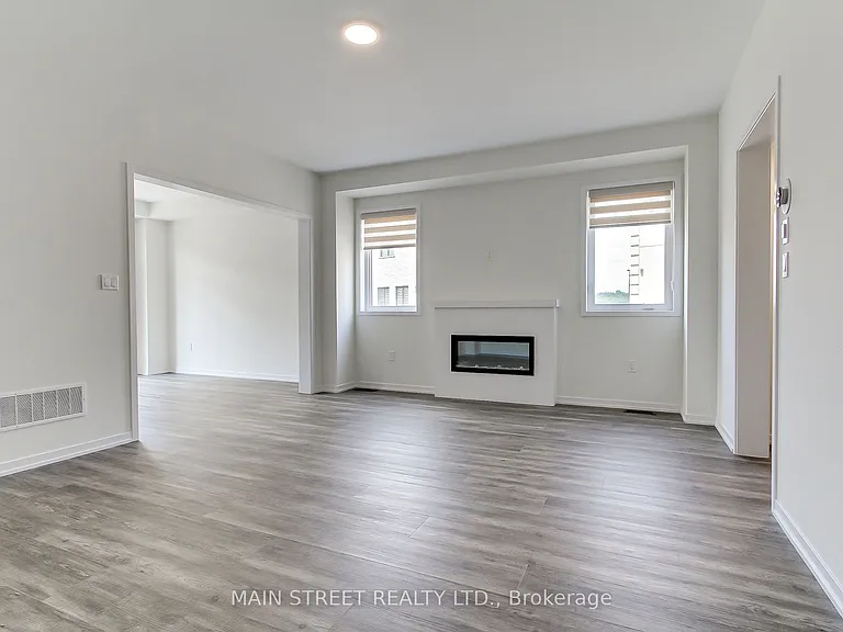 12 Donald Ingram Cres — Photo 12