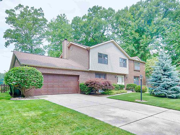 2nd image of 51365 Simmons Dr
