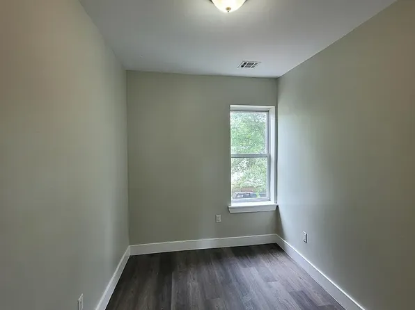 698 Chancellor Ave, Irvington, NJ