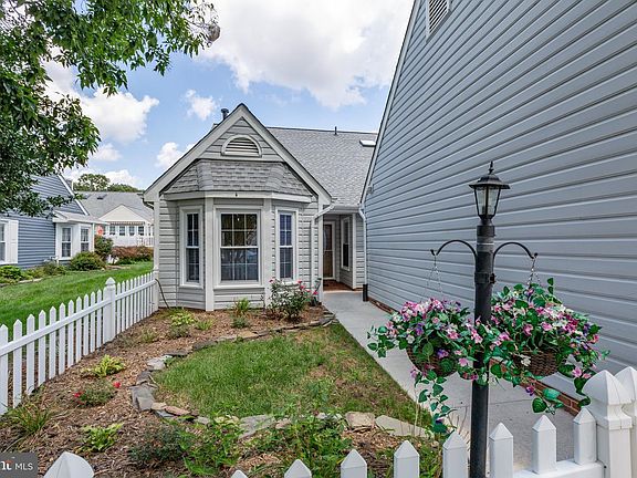 2nd image of 11505 Sturbridge Ct