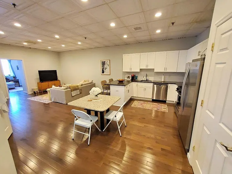 331 Bloomfield Ave — Photo 19