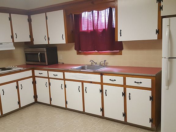 4th image of 544 Ocean Ave