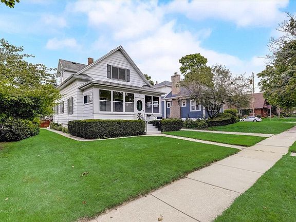 2nd image of 70 Highland Ave