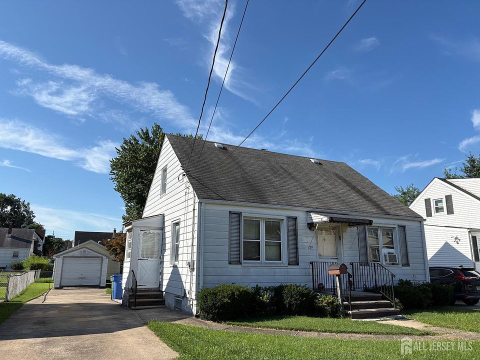 1st image of 20 3rd St