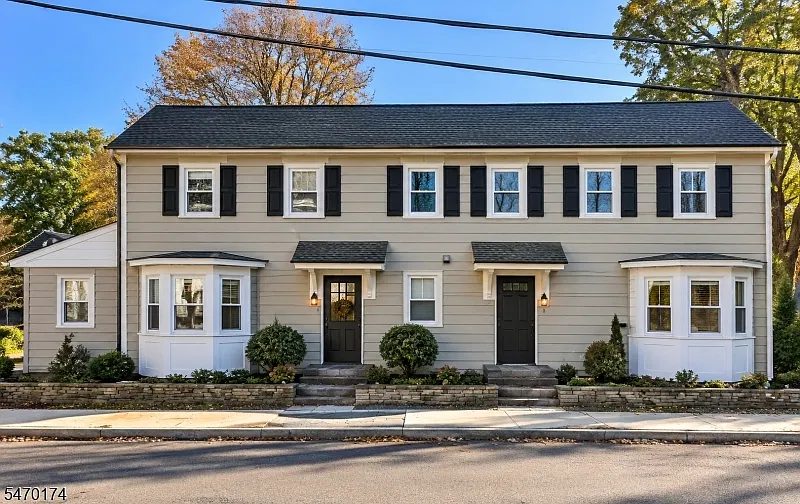 2 bed, 1.5 bath, $3,150 — Photo 1