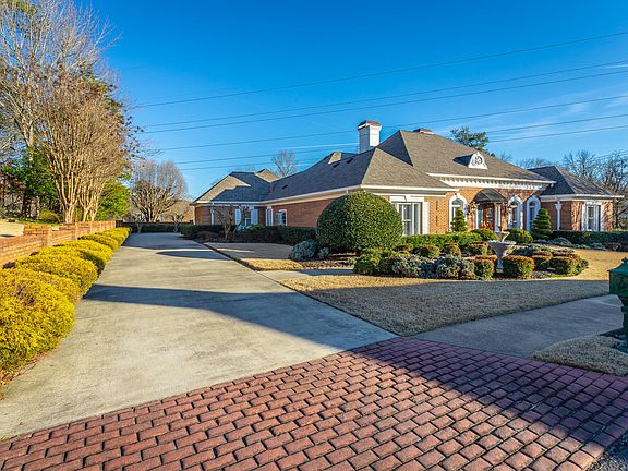 4th image of 1604 Ashley Mill Dr