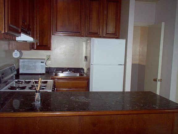 5th image of 155 Pfeiffer St APT D