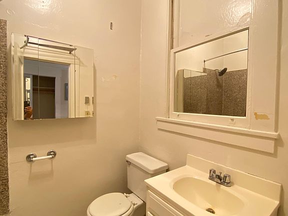 3rd image of 555 Ofarrell St APT 401