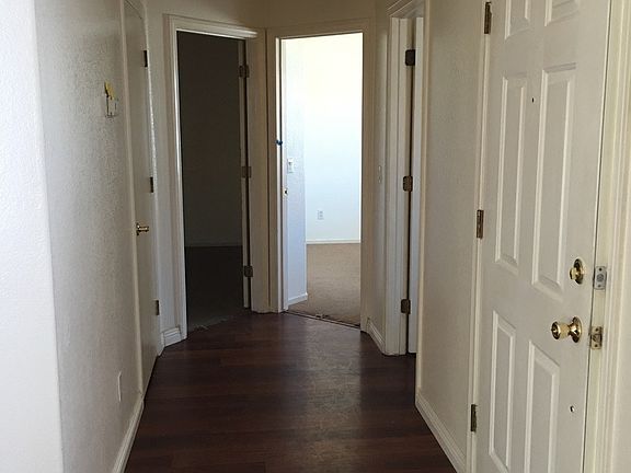 5th image of 607 Stonehurst Dr