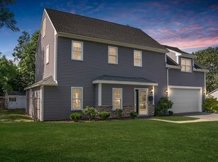 10 Farrant Rd, Natick, MA 01760