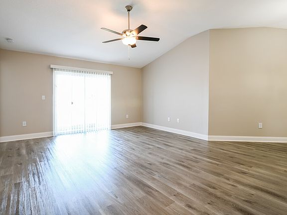 4th image of 11906 Butler Woods Cir