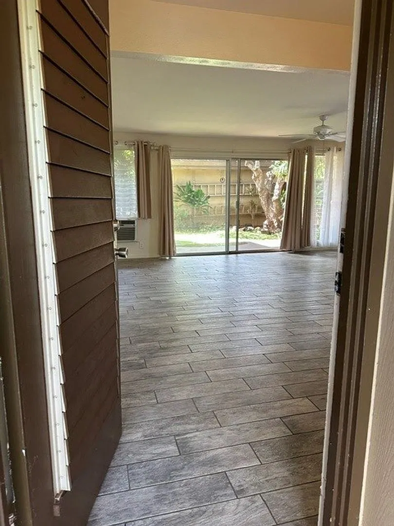 Lahaina - Well-Appointed Ground-Floor 1 Bedroom Condo with Spacious Lanai at Oceanfront Maui Sands — Photo 1