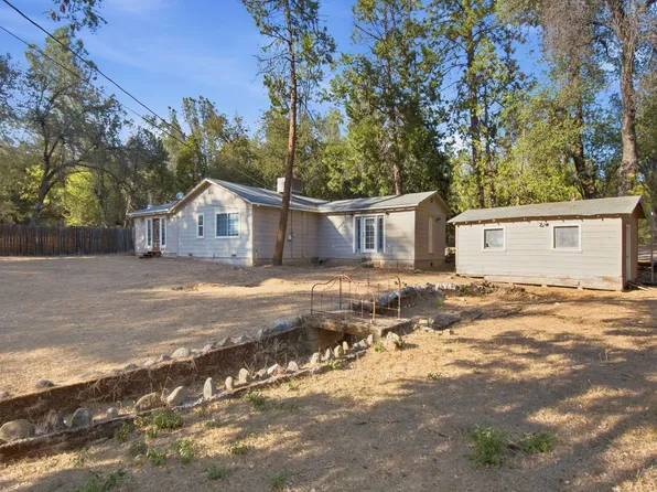12424 Quartz Hill Rd, Redding, CA 96003