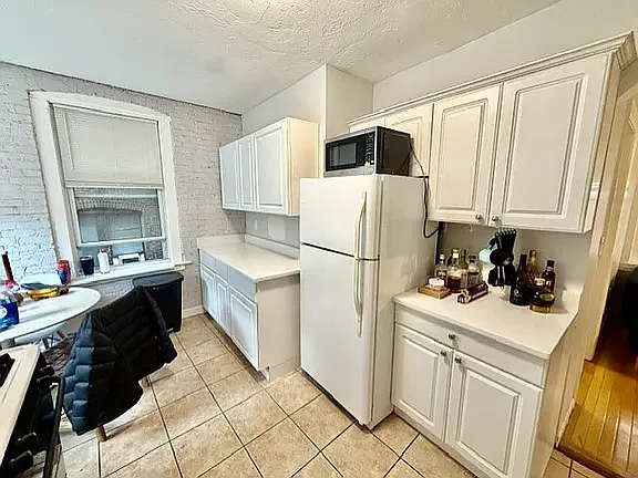 11 Foster St #2 — Photo 17