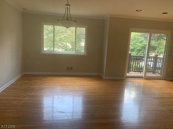 5th image of 38 Park St #8G-G